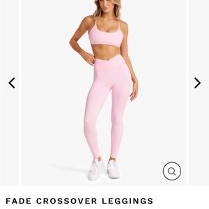 CSB FADE CROSSOVER LEGGINGS LIMITED EDITION BLOSSOM PINK NWT SZM SOLD OUT $69